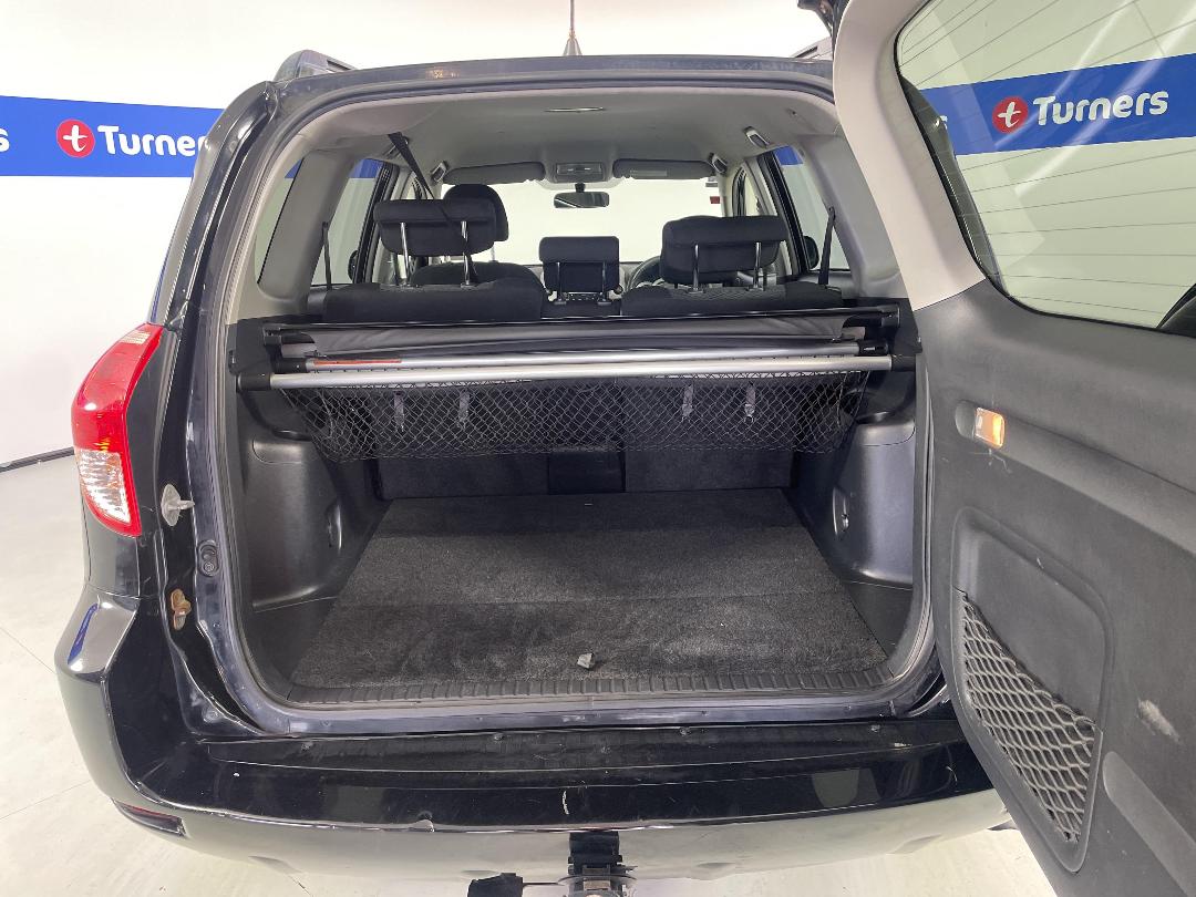 Photo '14' of Toyota Rav4 Photo '14' of Toyota Rav4