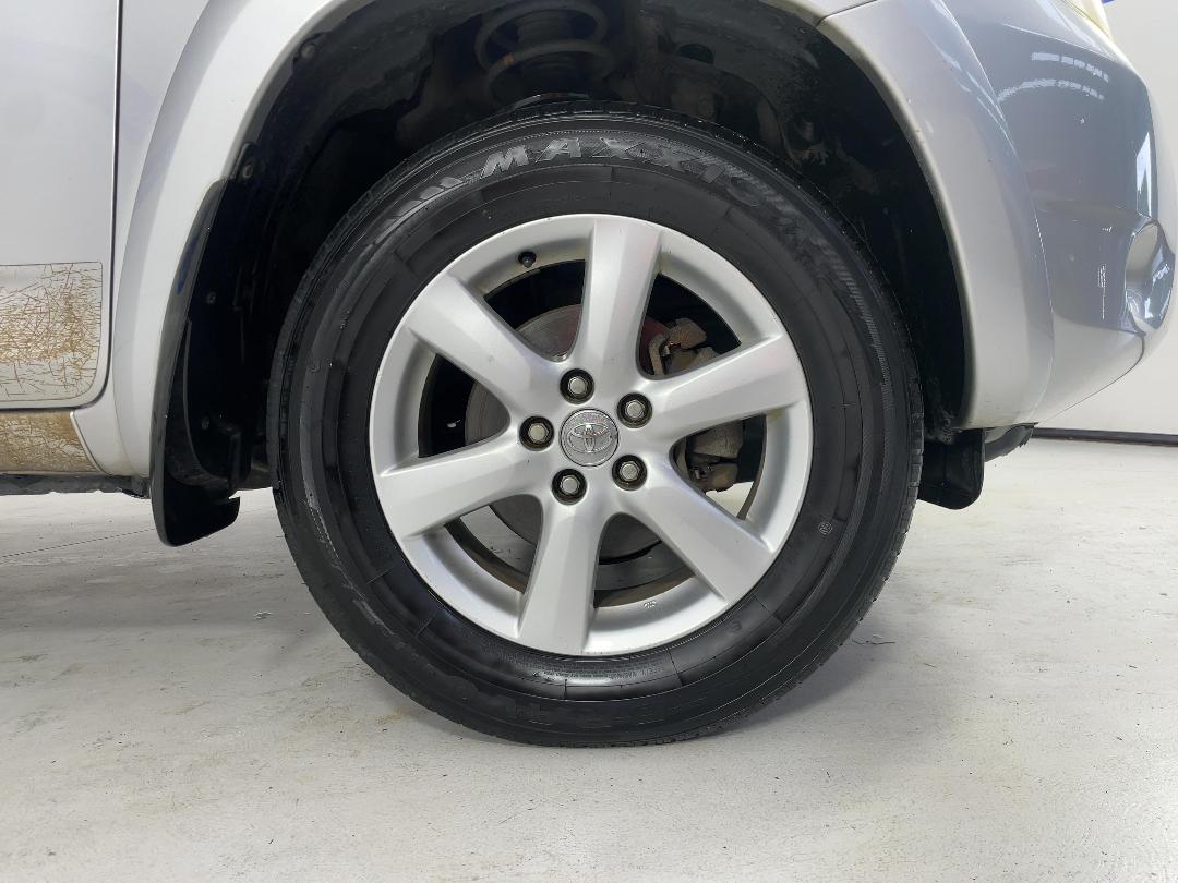 Photo '9' of Toyota Rav4 Photo '9' of Toyota Rav4