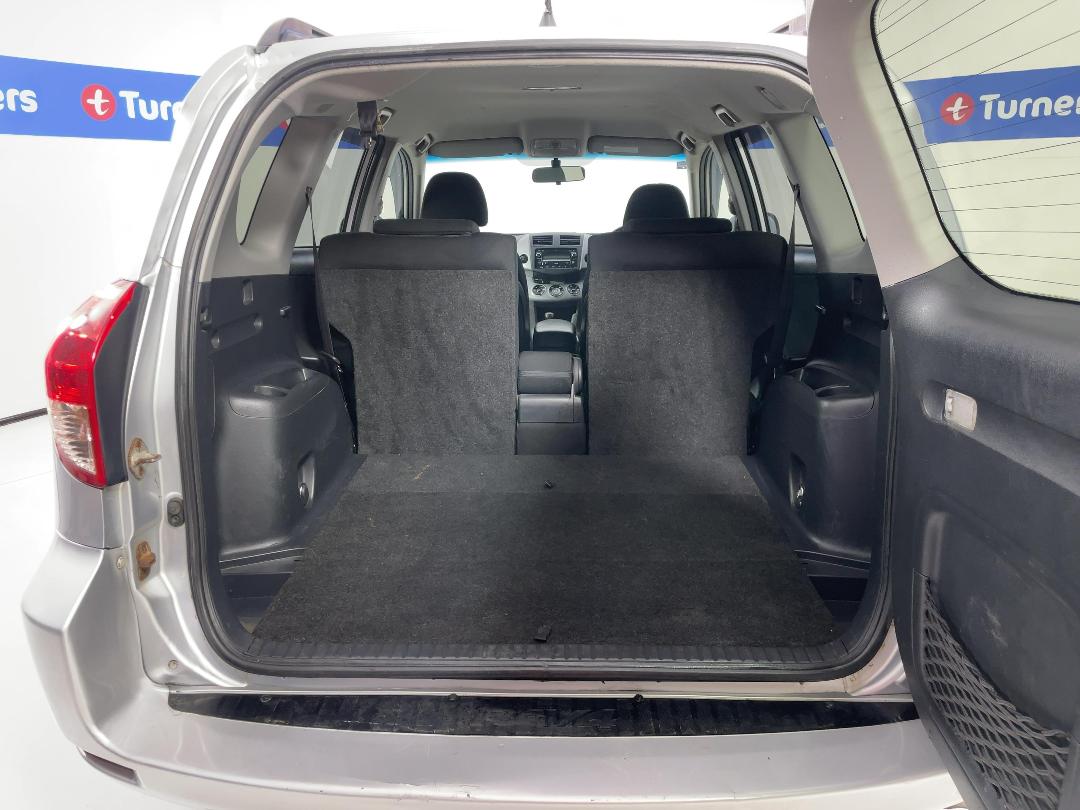 Photo '14' of Toyota Rav4 Photo '14' of Toyota Rav4