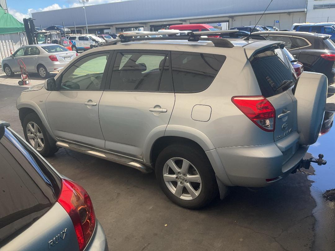 Photo '11' of Toyota Rav4 LTD