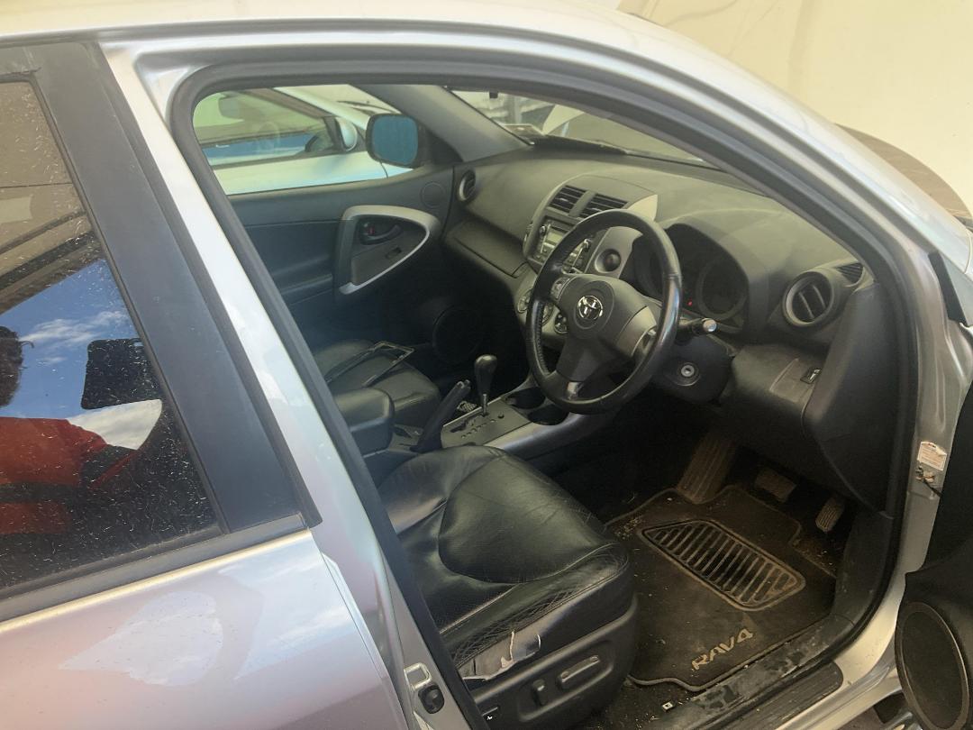 Photo '21' of Toyota Rav4 LTD