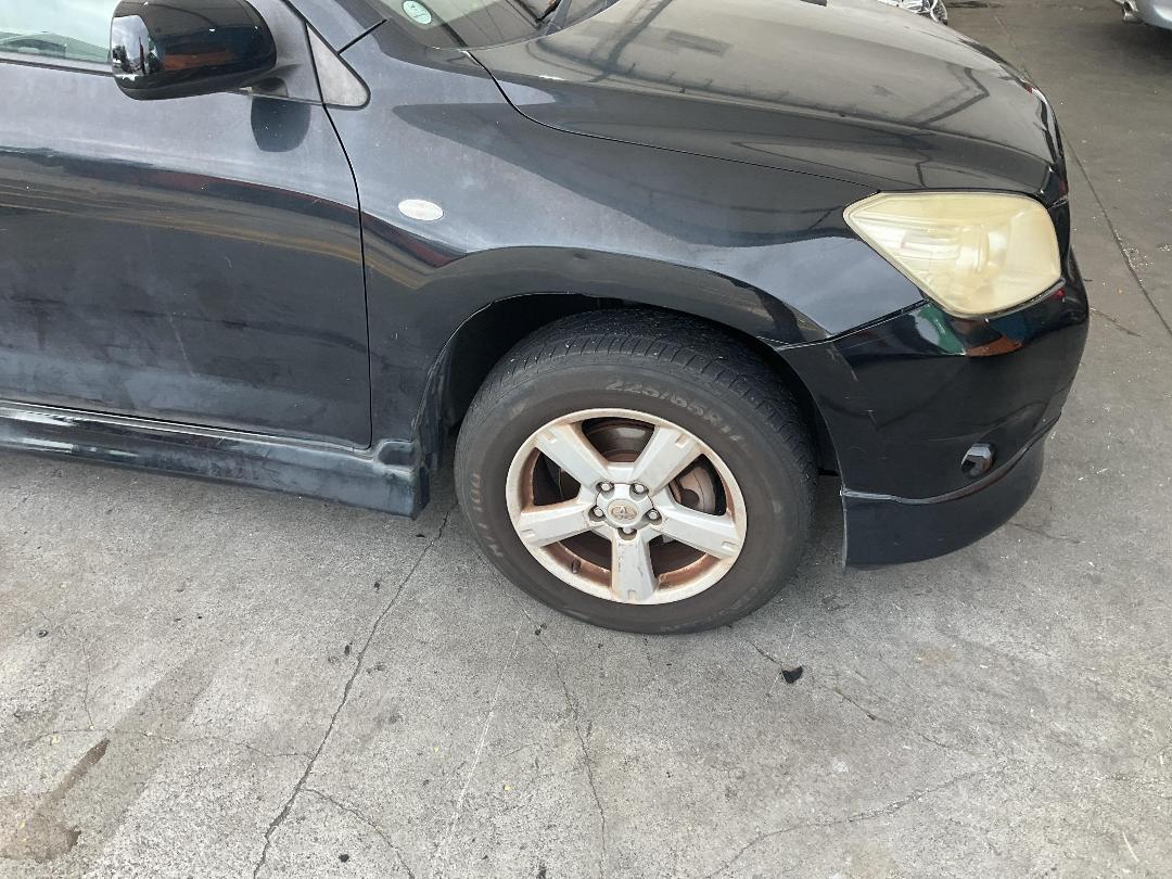 Photo '2' of Toyota Rav4