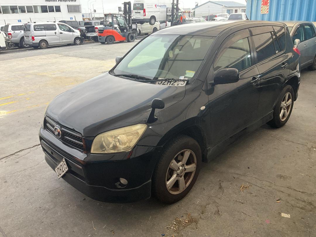 Photo '7' of Toyota Rav4