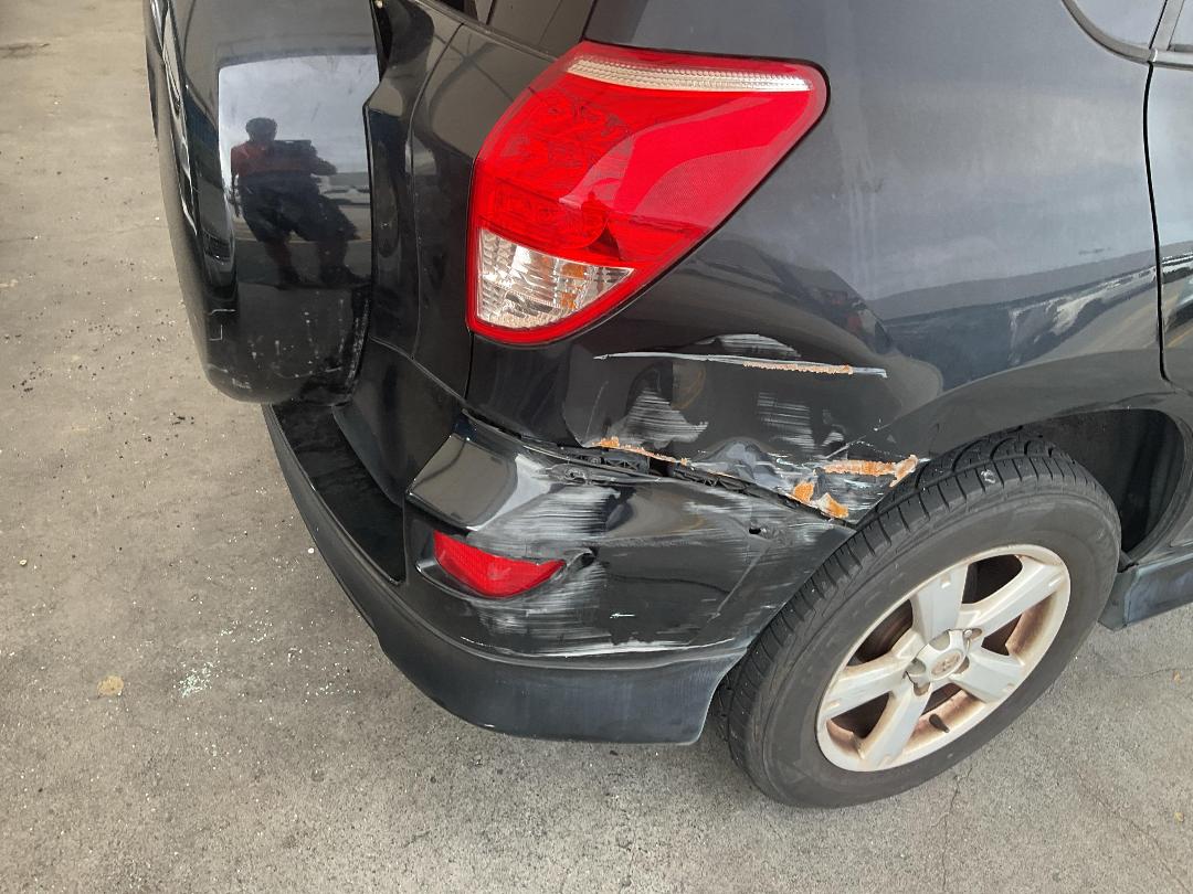 Photo '18' of Toyota Rav4