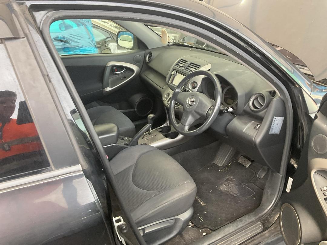 Photo '25' of Toyota Rav4