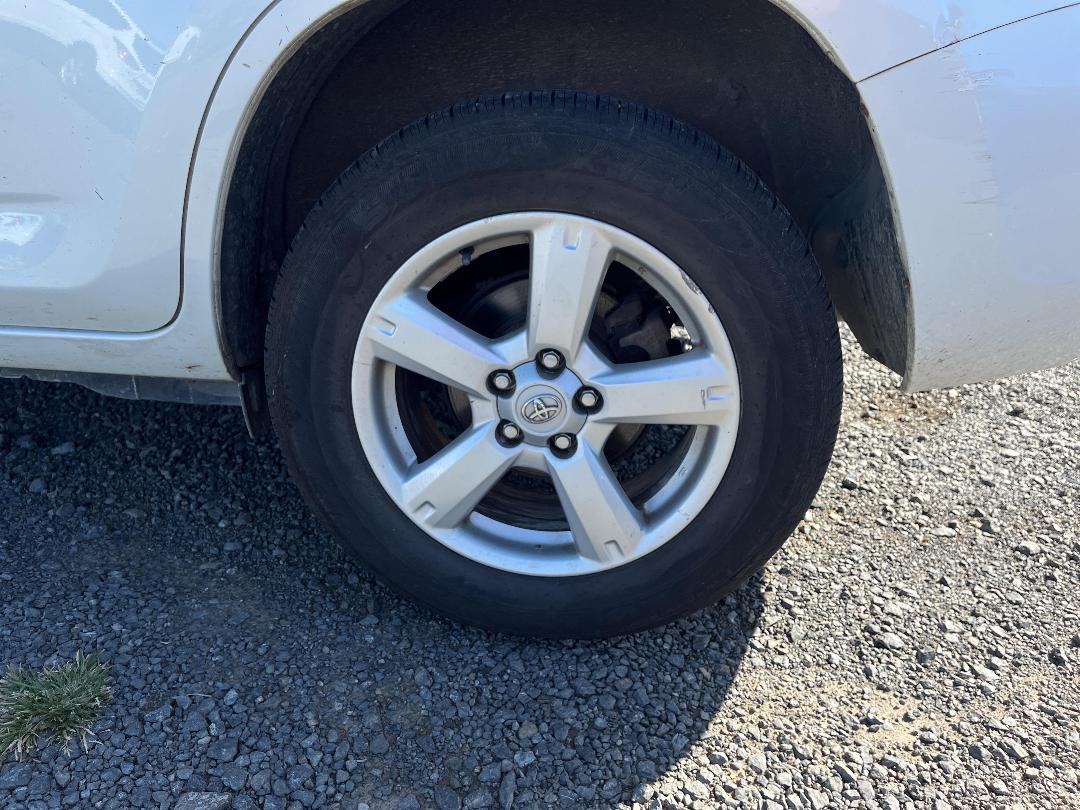 Photo '9' of Toyota Rav4