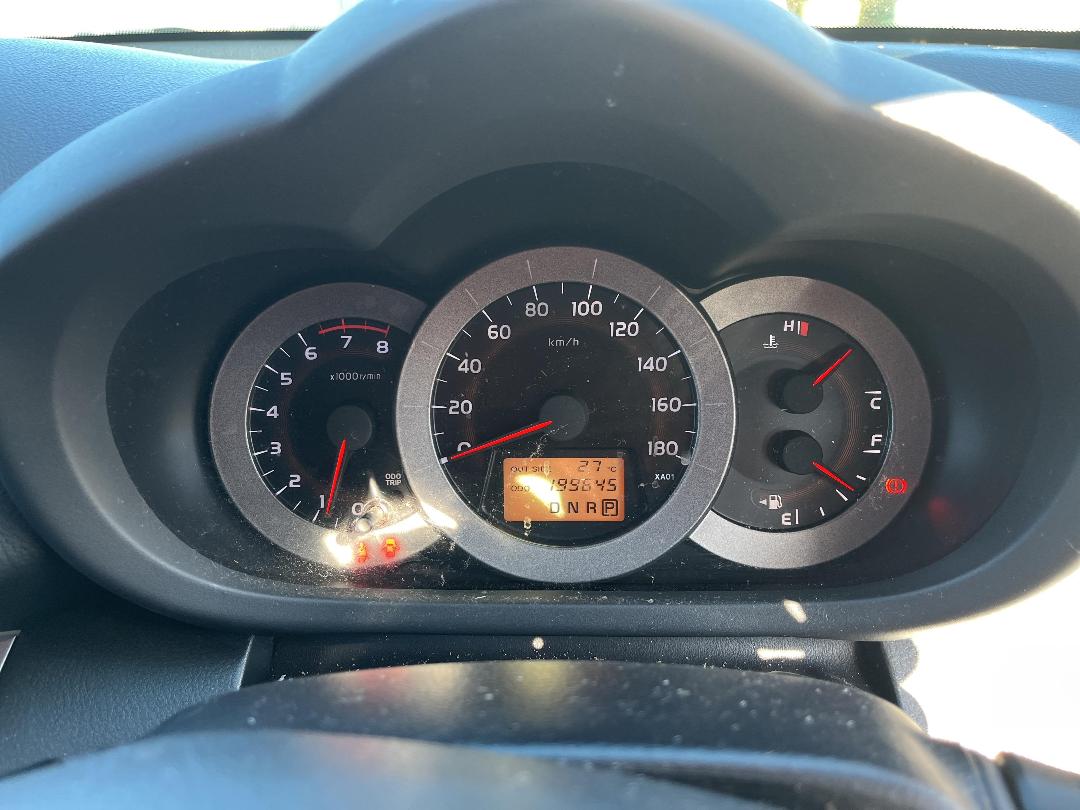 Photo '19' of Toyota Rav4