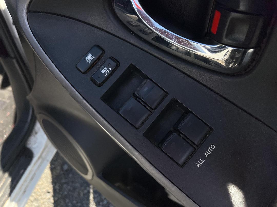 Photo '23' of Toyota Rav4