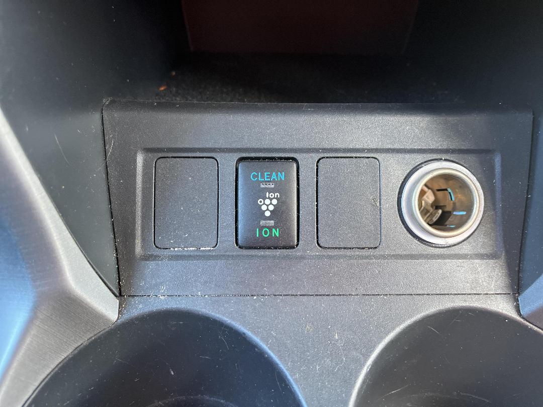 Photo '28' of Toyota Rav4