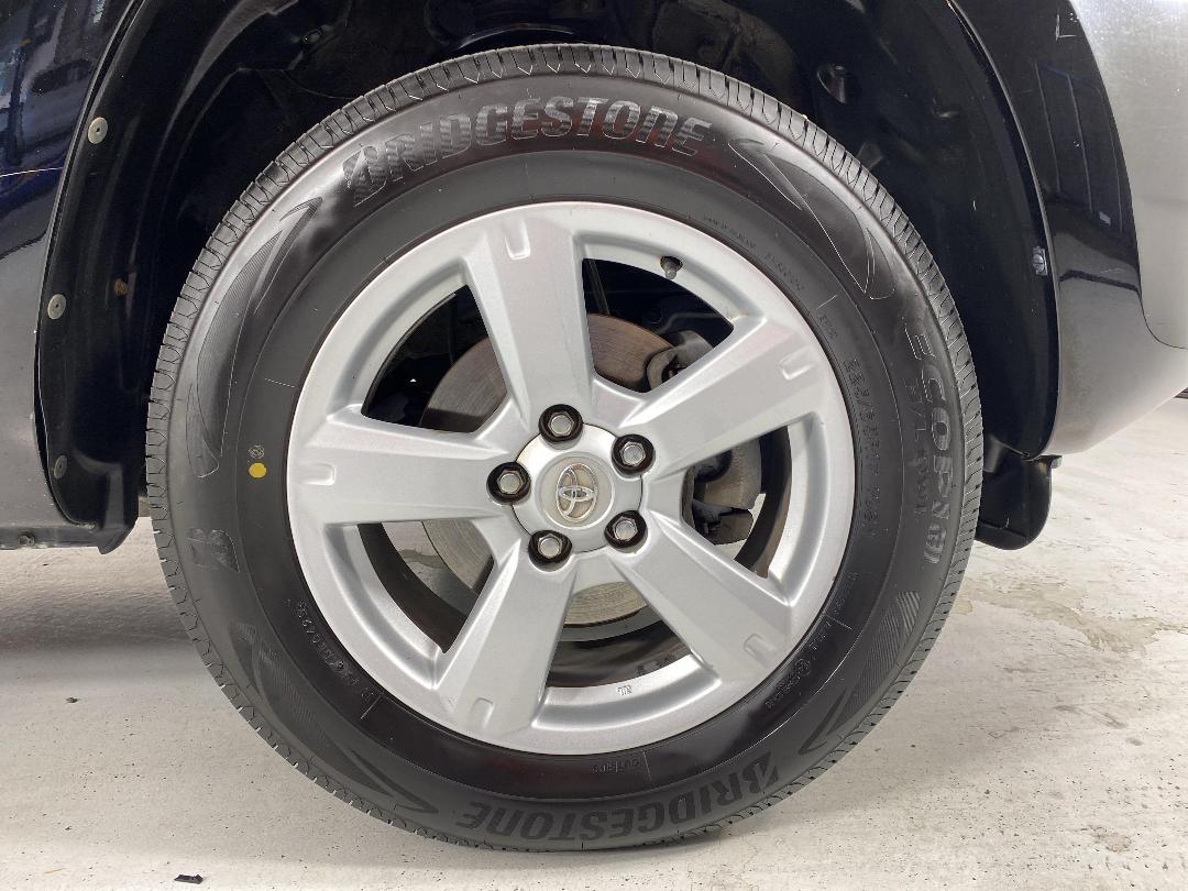 Photo '9' of Toyota Rav4