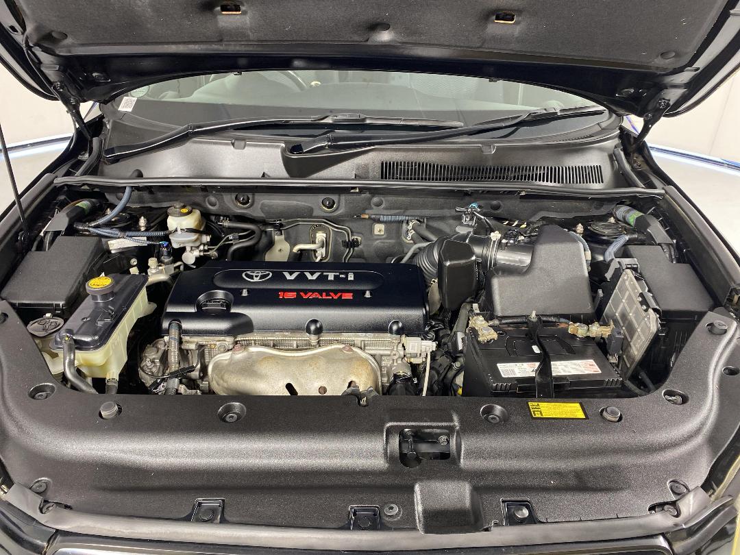 Photo '13' of Toyota Rav4