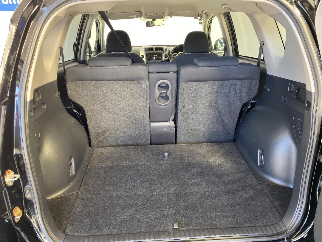 Photo '14' of Toyota Rav4