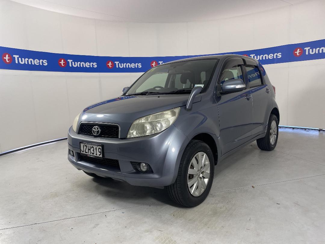 Photo '4' of Toyota Rush Photo '4' of Toyota Rush