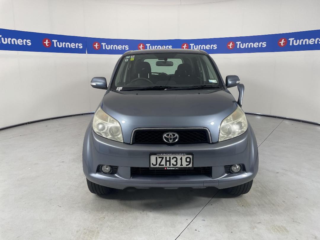 Photo '2' of Toyota Rush Photo '2' of Toyota Rush