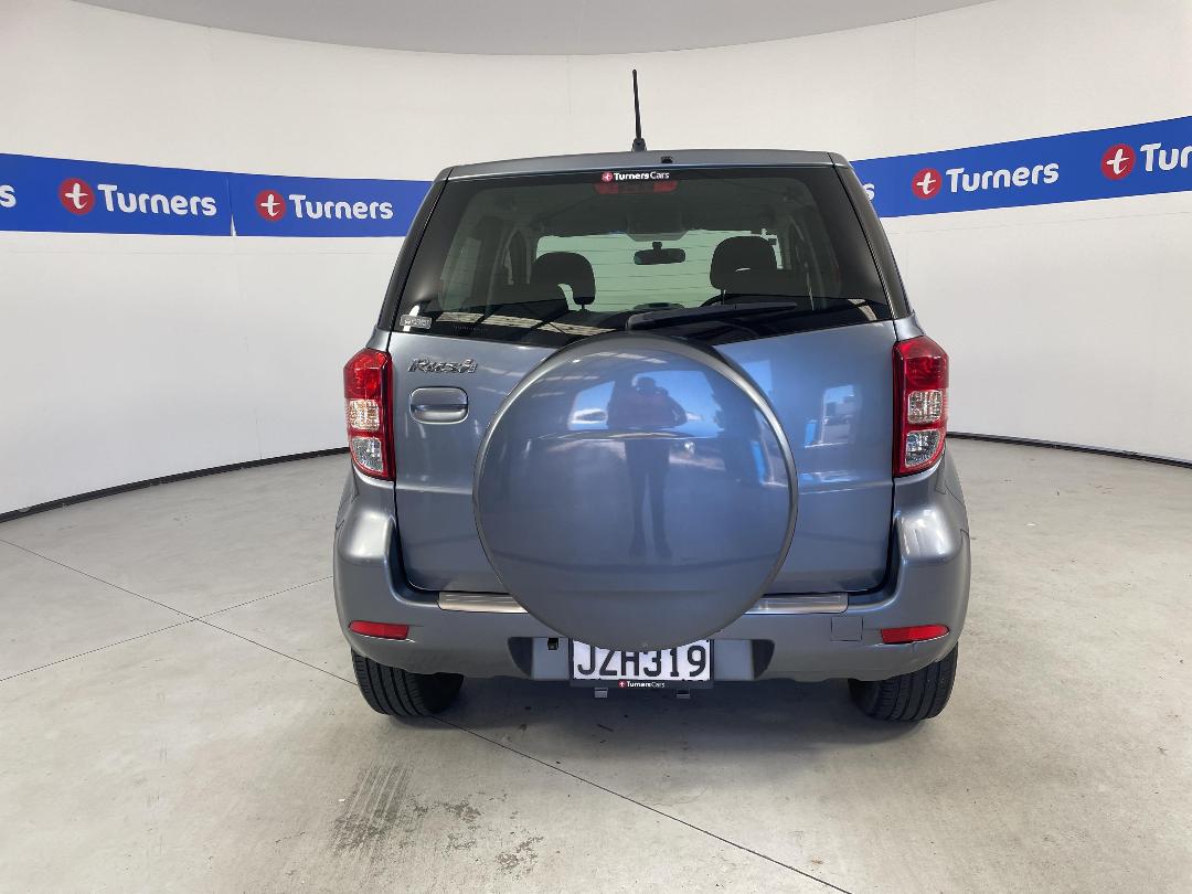 Photo '6' of Toyota Rush Photo '6' of Toyota Rush