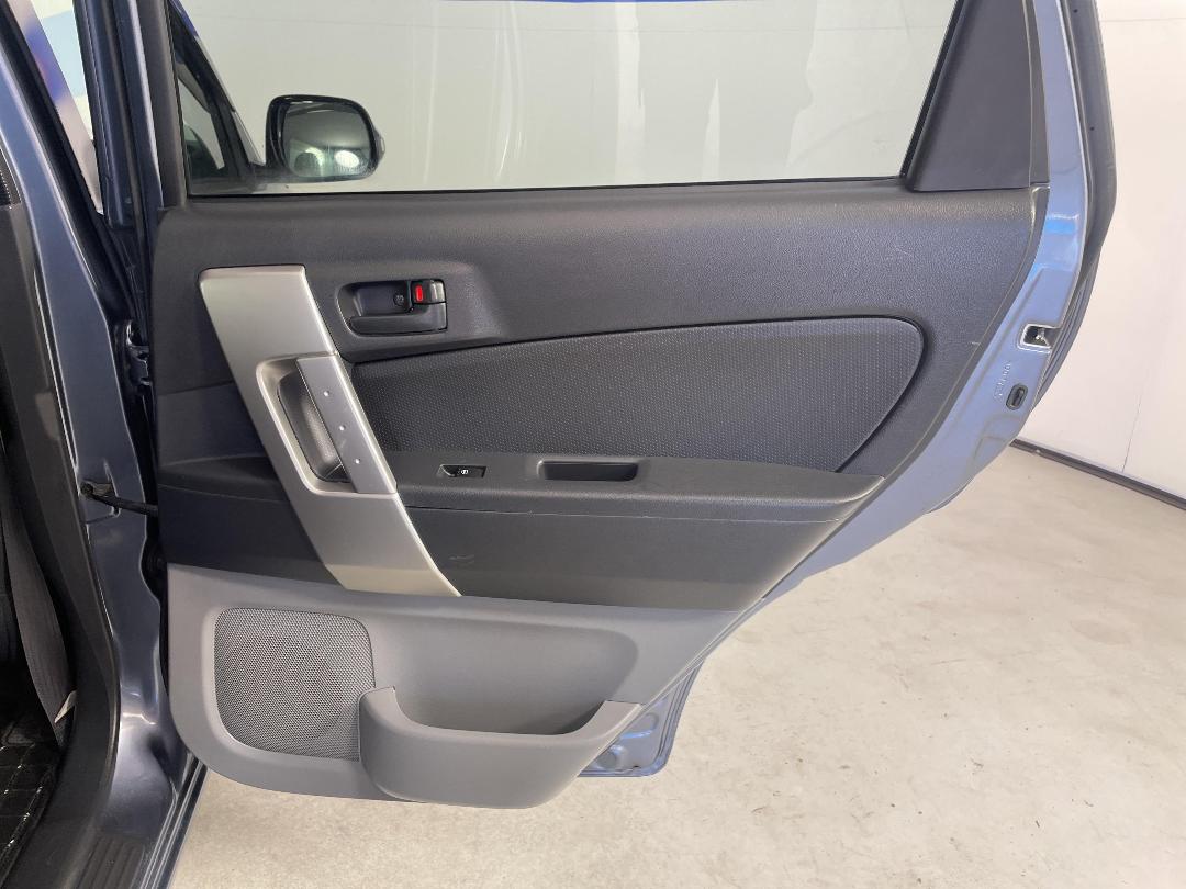 Photo '19' of Toyota Rush Photo '19' of Toyota Rush