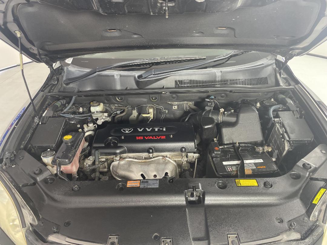 Photo '13' of Toyota Vanguard