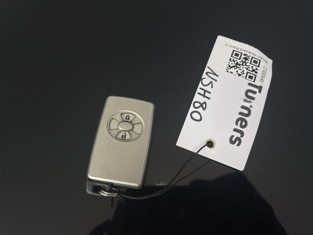 Photo '22' of Toyota Vanguard