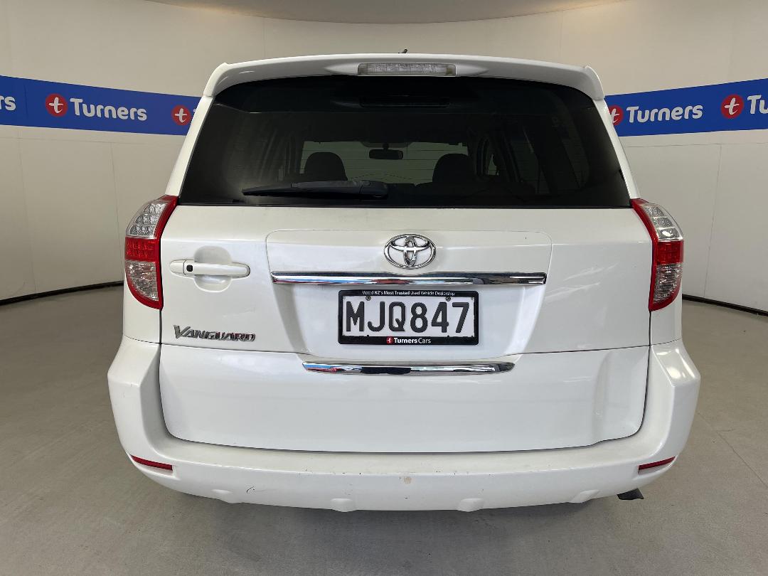 Photo '6' of Toyota Vanguard