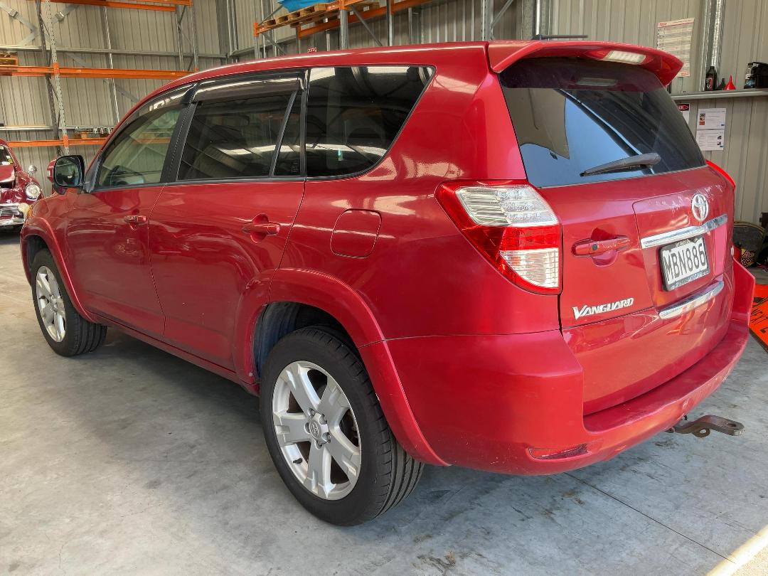 Photo '5' of Toyota Vanguard Photo '5' of Toyota Vanguard