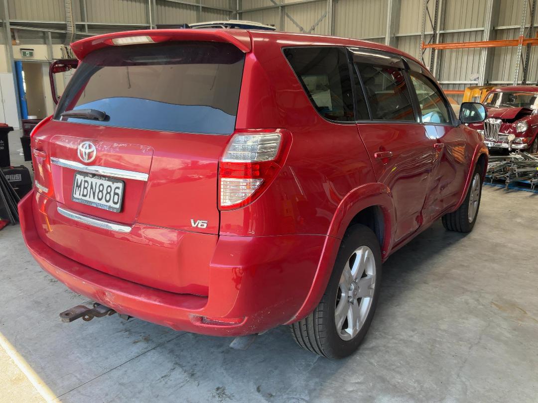 Photo '7' of Toyota Vanguard Photo '7' of Toyota Vanguard