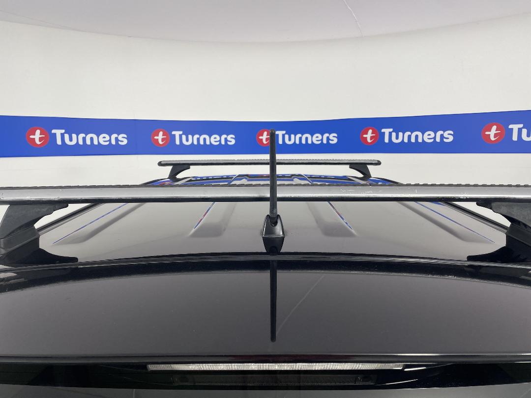 Photo '33' of Toyota Vanguard