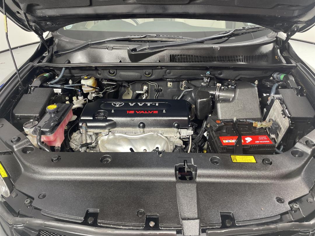 Photo '13' of Toyota Vanguard