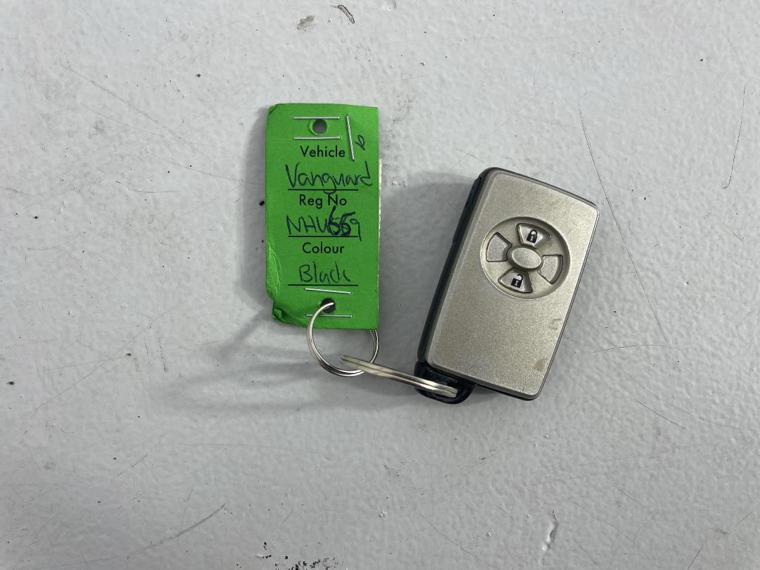 Photo '22' of Toyota Vanguard