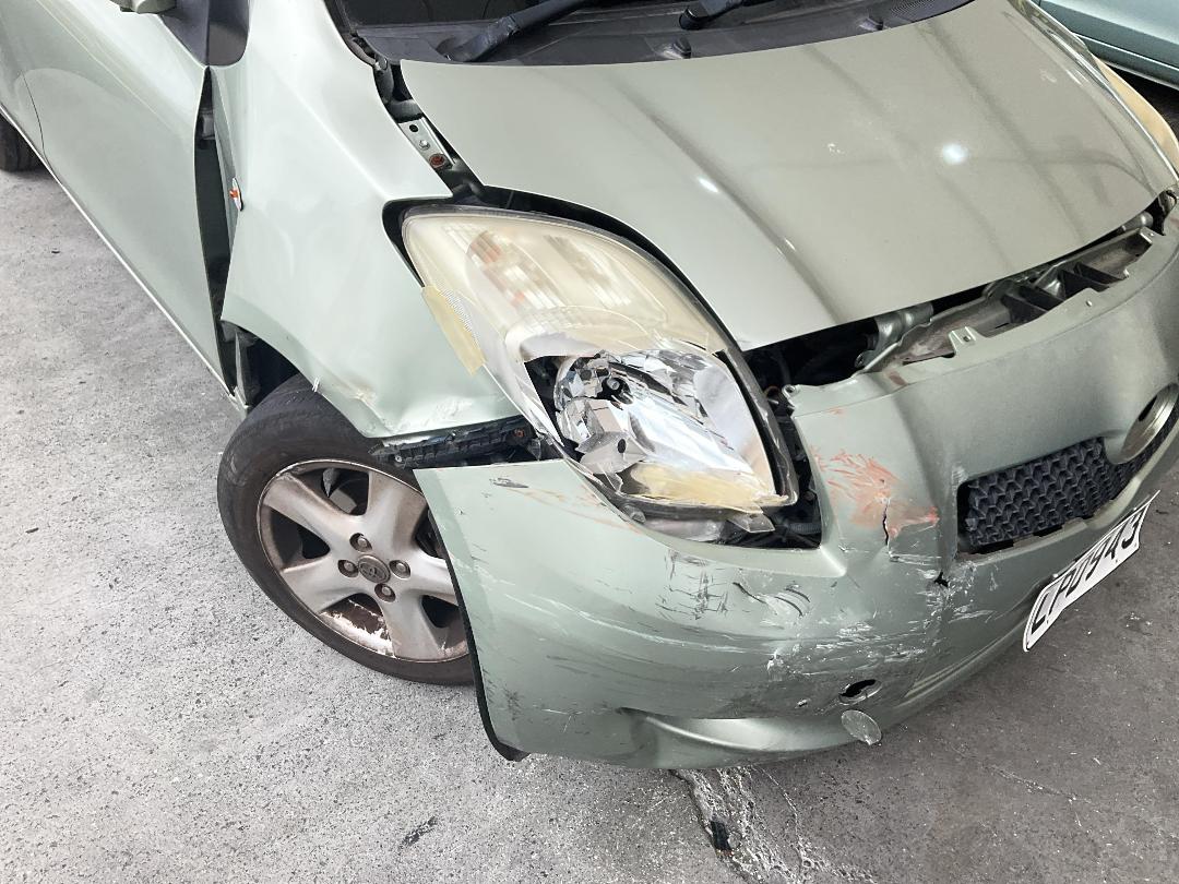 Photo '4' of Toyota Vitz