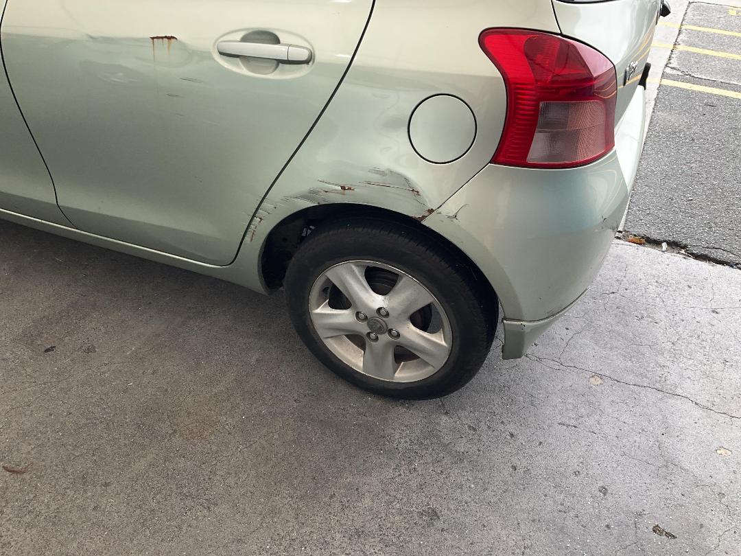 Photo '11' of Toyota Vitz