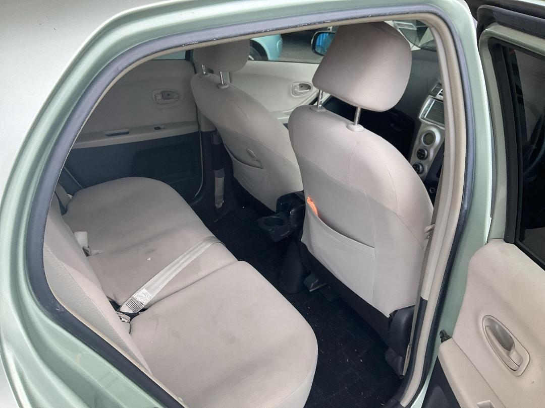 Photo '21' of Toyota Vitz