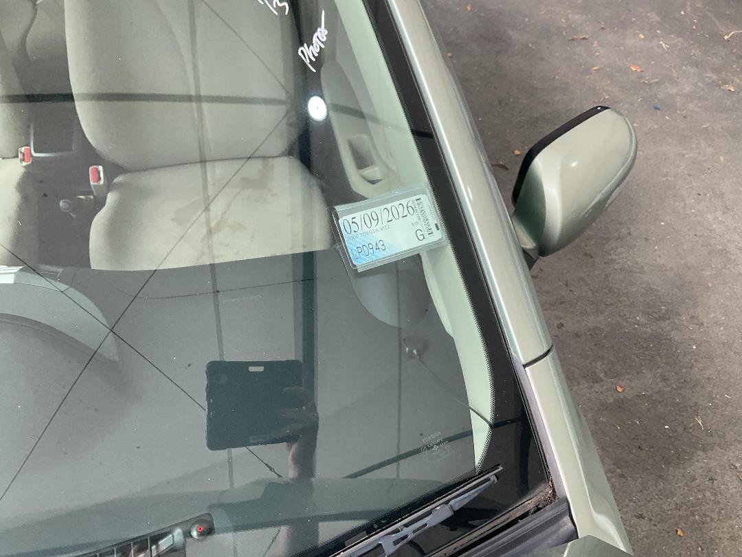 Photo '25' of Toyota Vitz