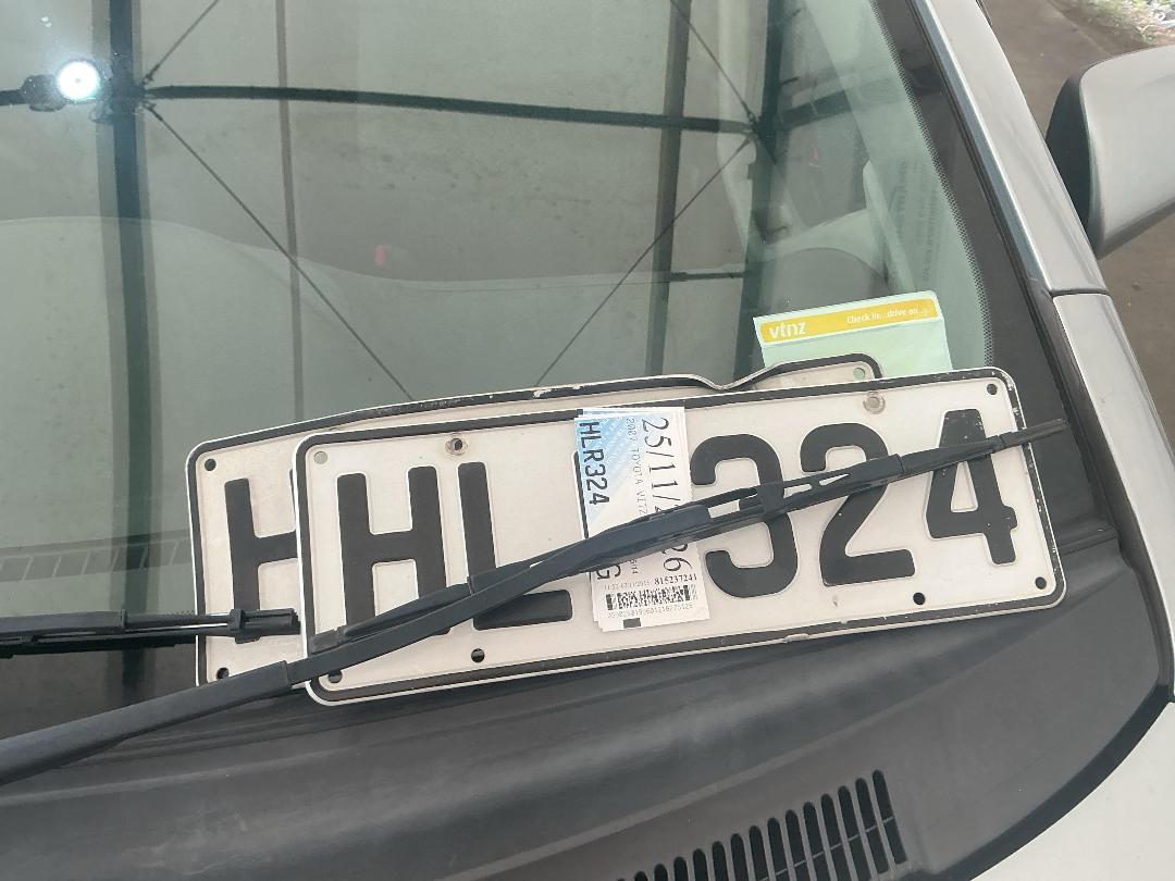 Photo '25' of Toyota Vitz Photo '25' of Toyota Vitz