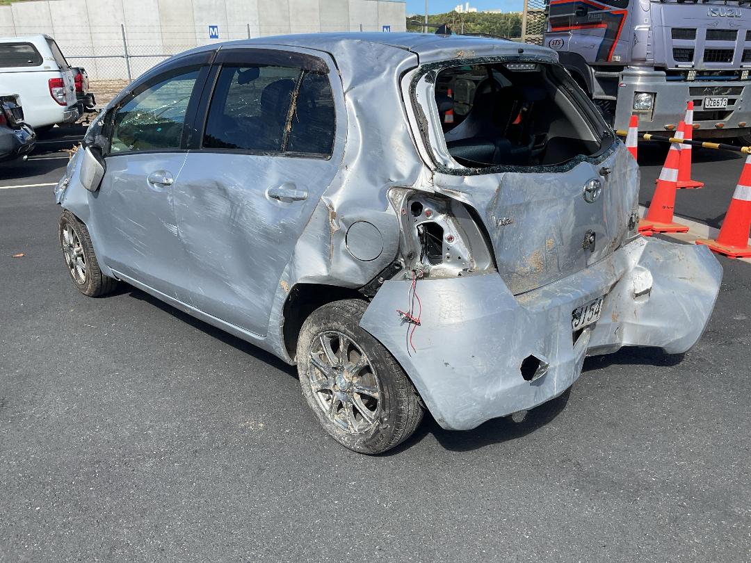 Photo '4' of Toyota Vitz