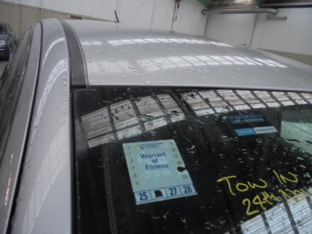 Photo '17' of Toyota Vitz Photo '17' of Toyota Vitz