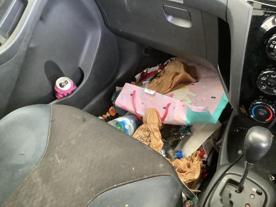 Photo '16' of Toyota Vitz Photo '16' of Toyota Vitz