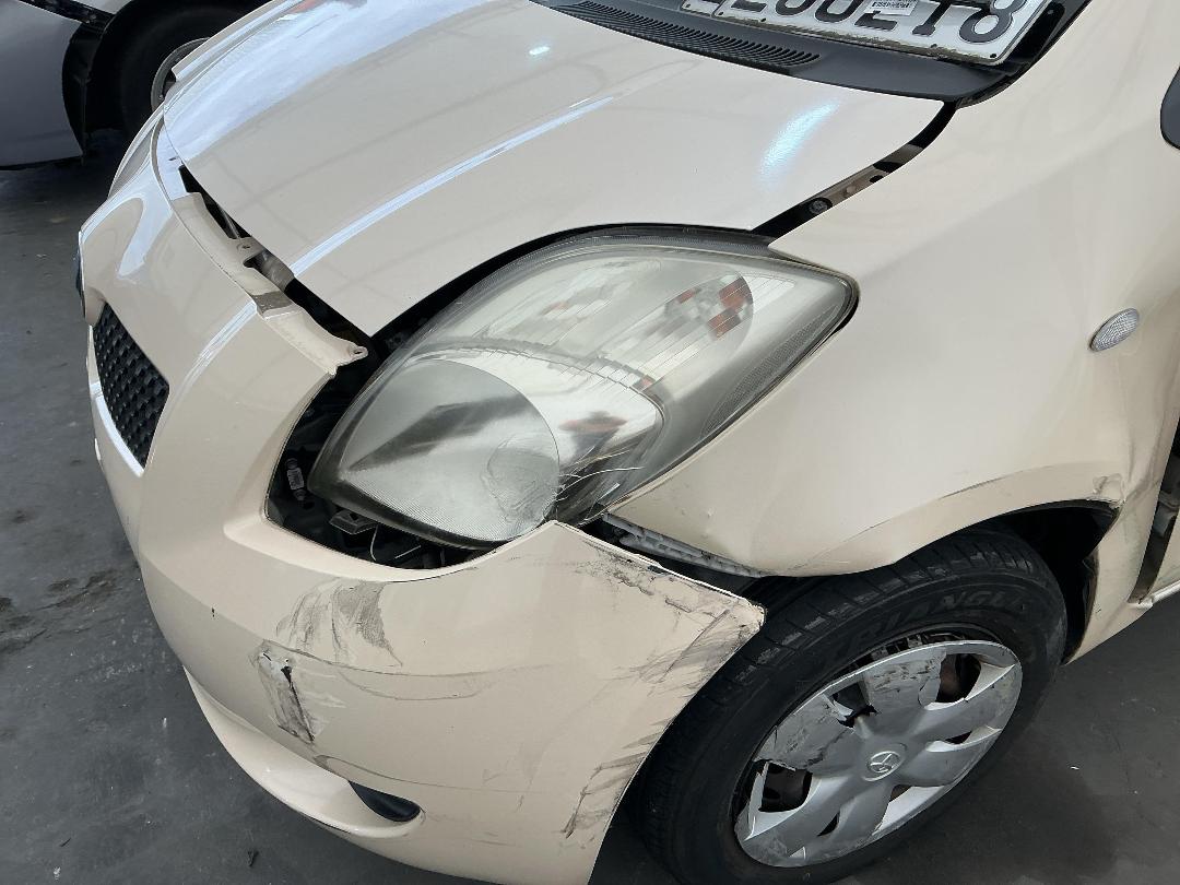 Photo '6' of Toyota Vitz Photo '6' of Toyota Vitz