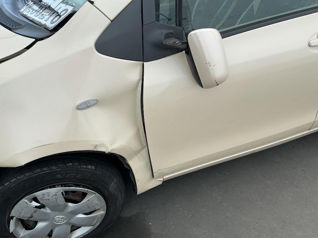 Photo '8' of Toyota Vitz Photo '8' of Toyota Vitz