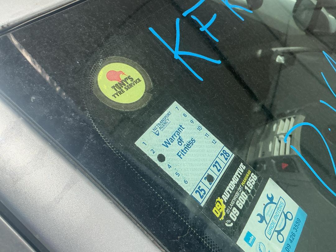 Photo '21' of Toyota Vitz