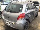 Thumbnail '8' of Toyota Vitz