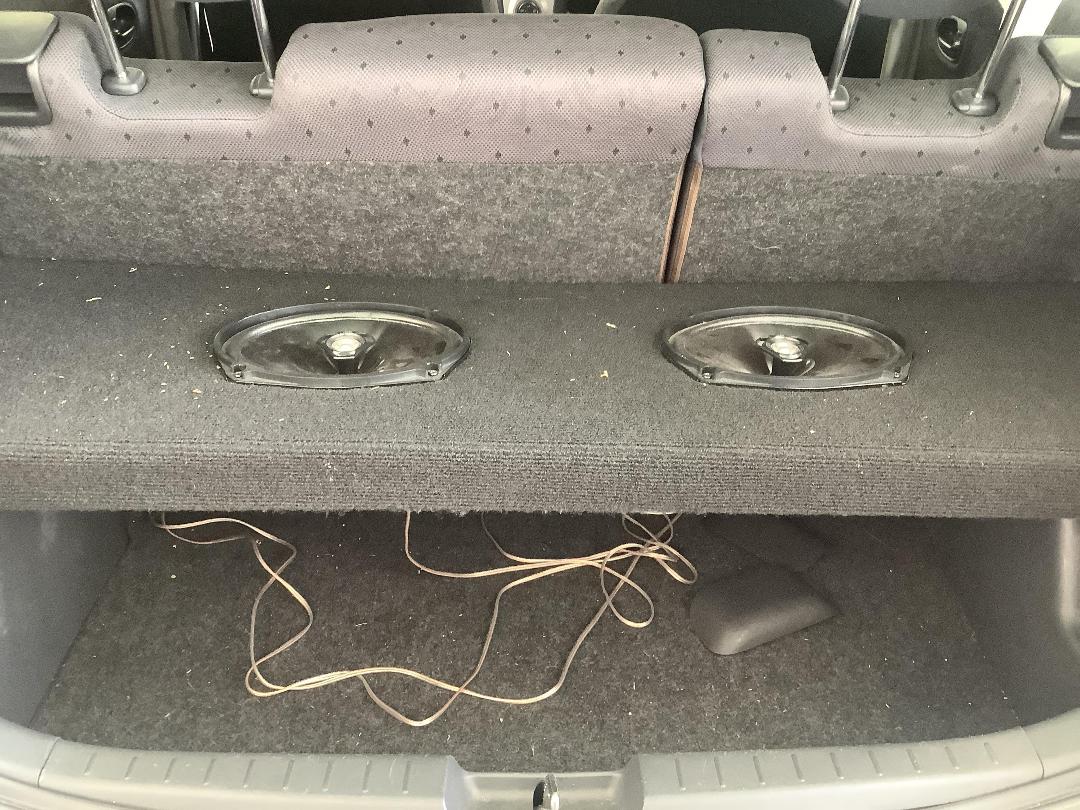 Photo '10' of Toyota Vitz