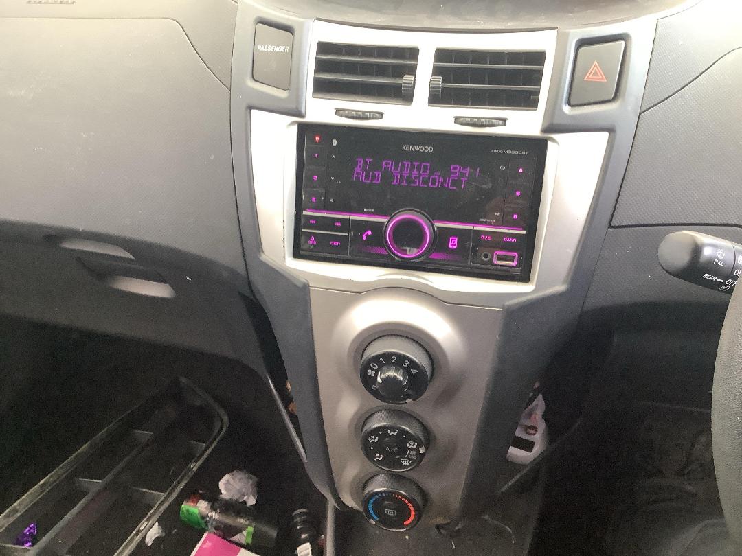 Photo '19' of Toyota Vitz