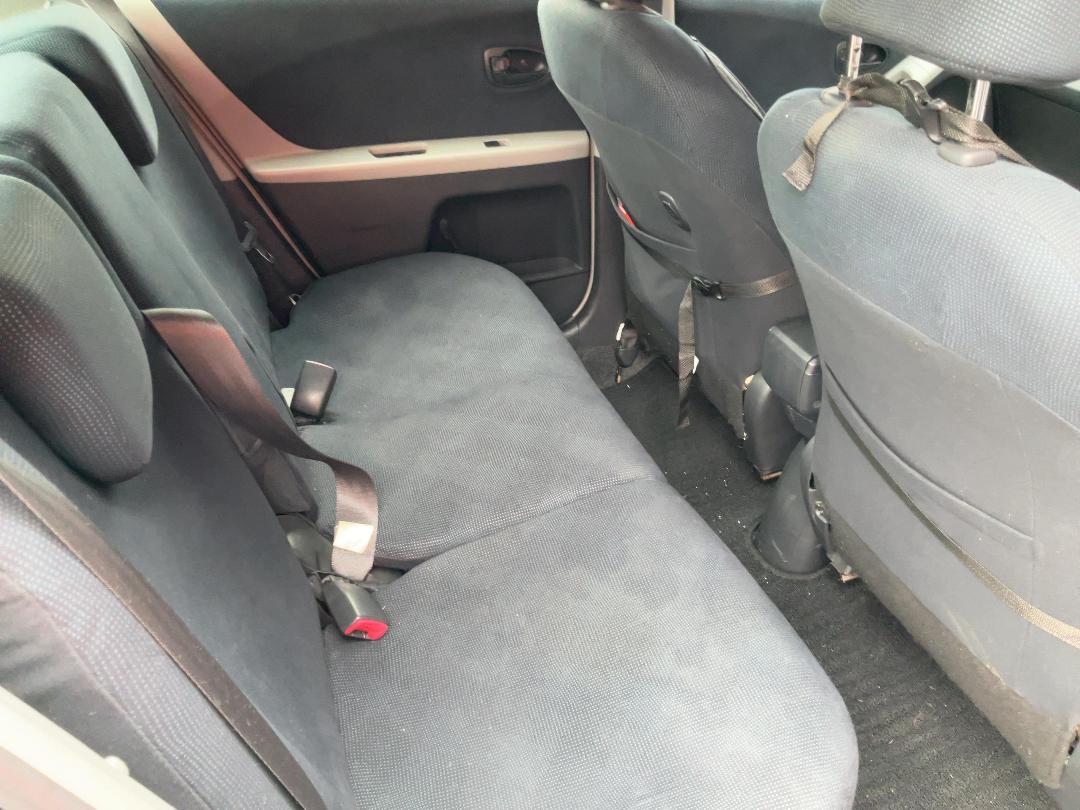 Photo '20' of Toyota Vitz