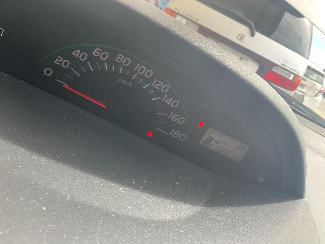 Photo '20' of Toyota Vitz