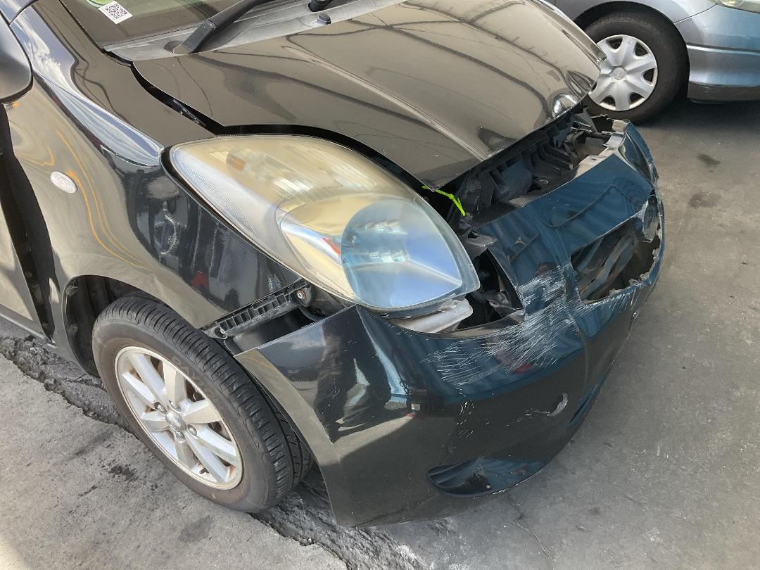 Photo '3' of Toyota Vitz