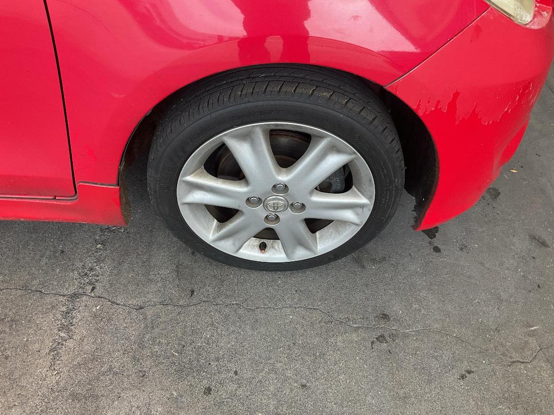 Photo '2' of Toyota Vitz Photo '2' of Toyota Vitz