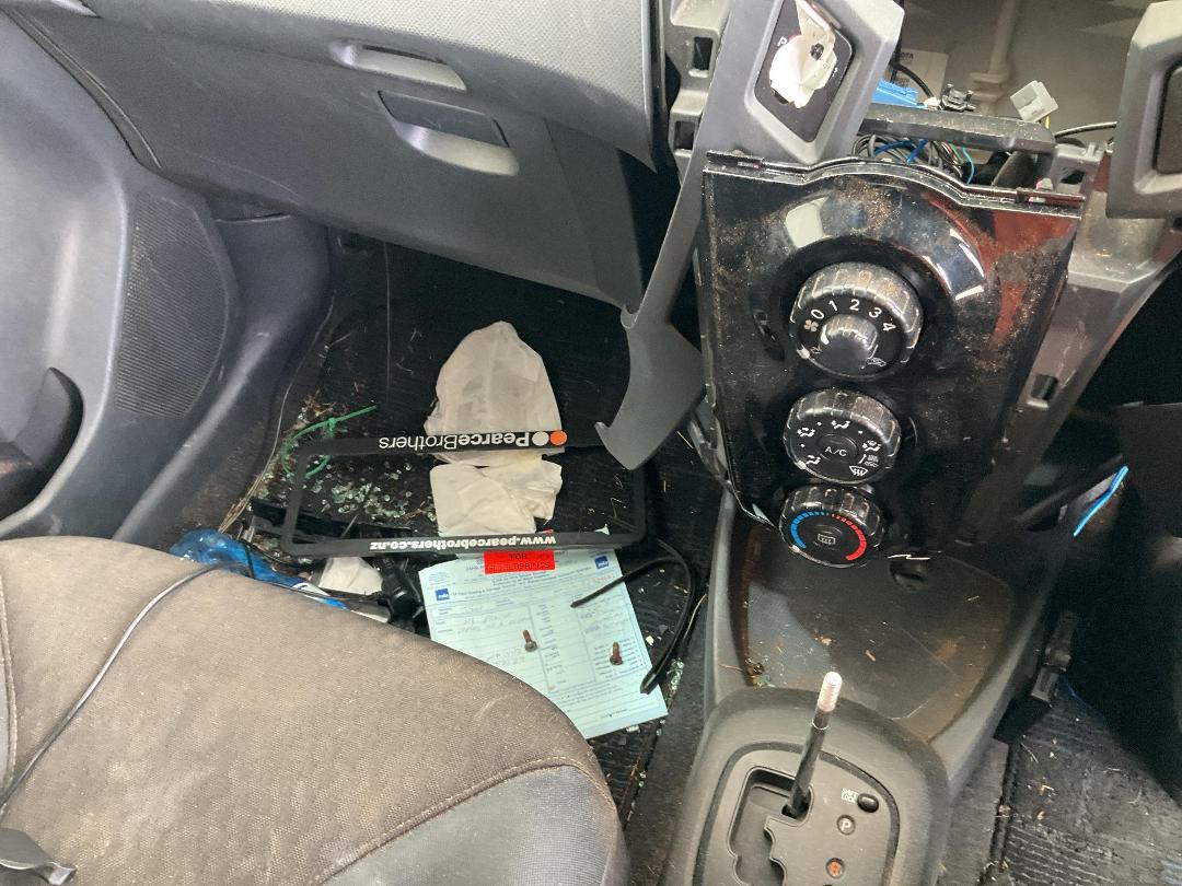 Photo '27' of Toyota Vitz Photo '27' of Toyota Vitz