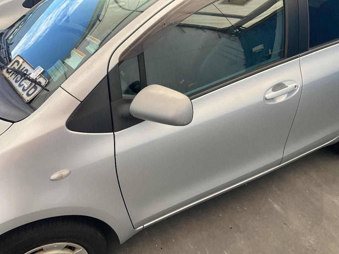 Photo '8' of Toyota Vitz