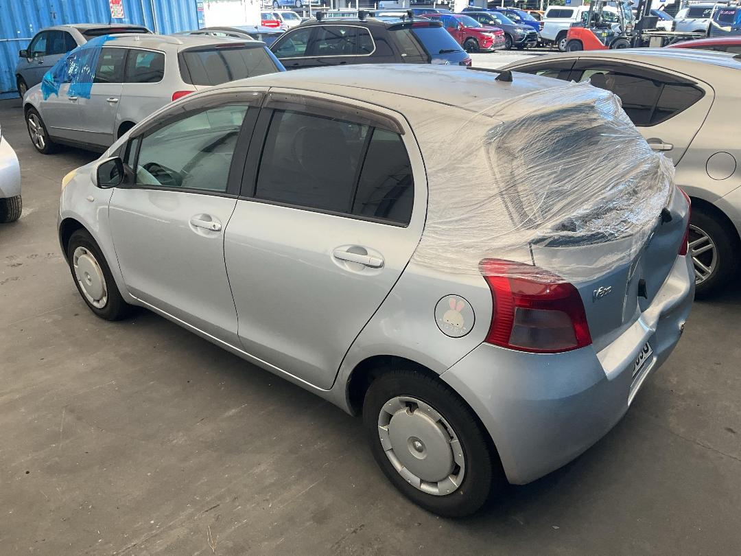 Photo '9' of Toyota Vitz