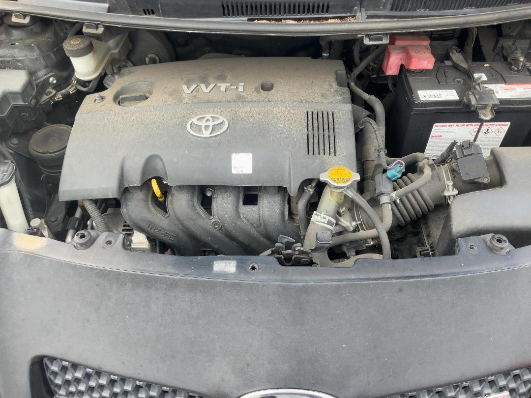 Photo '7' of Toyota Vitz